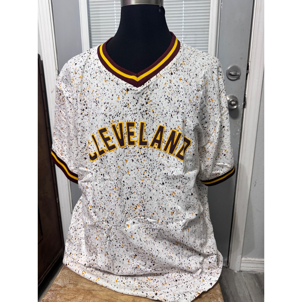 Evolution Design Jersey Shirt‎ Mens 5XL White Cleveland 23 Paint Splatter V-Neck